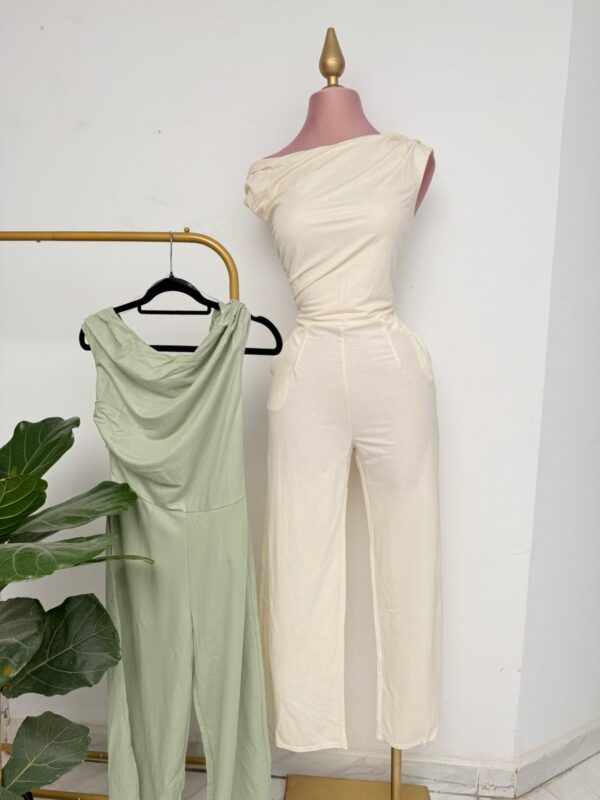 JUMPSUIT 049