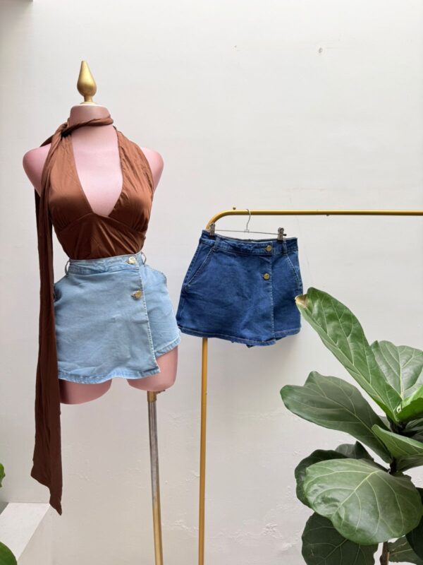 SHORT 038